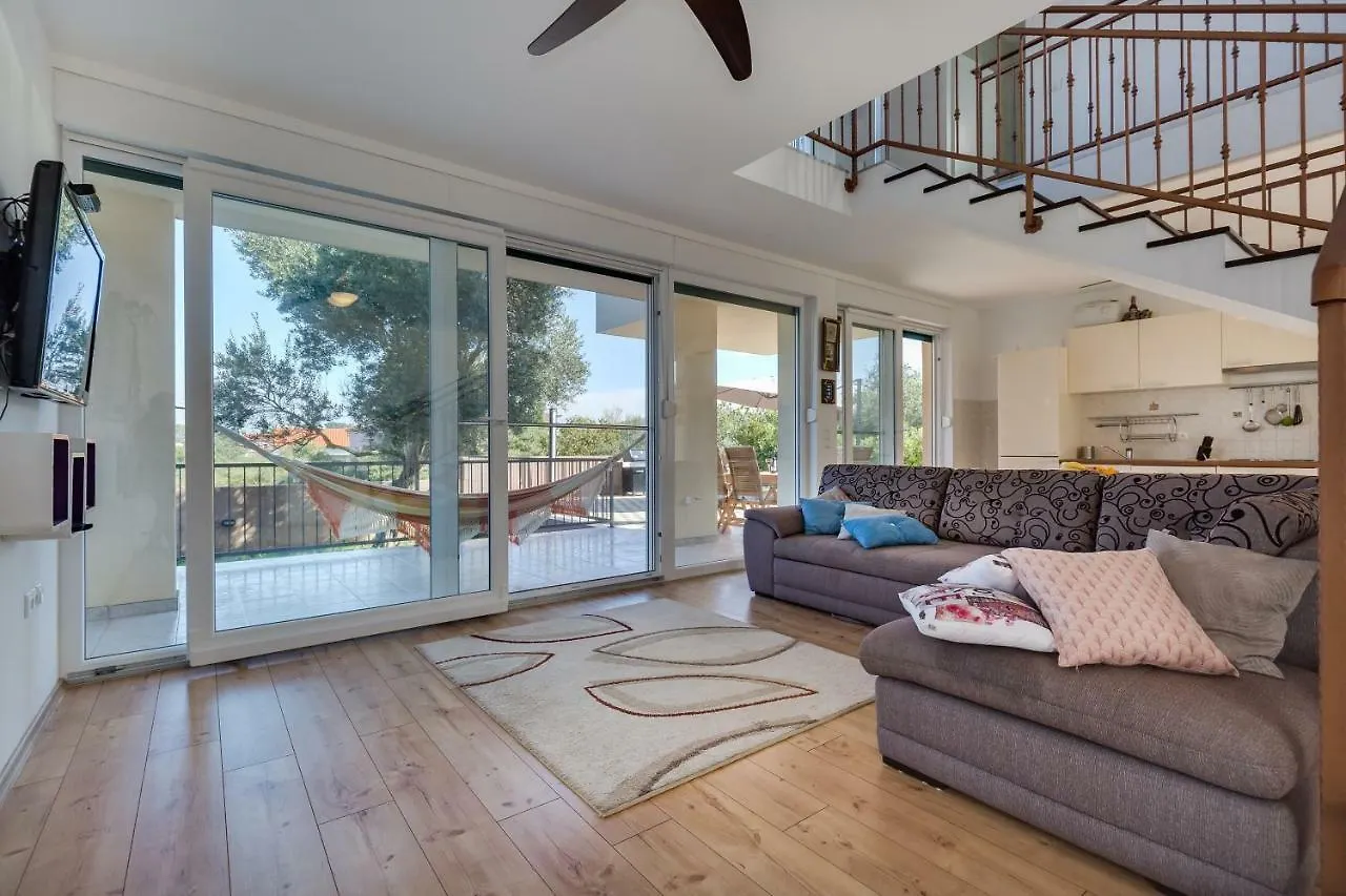 Villa Mathilde Brbinj Holiday home Ugljan
